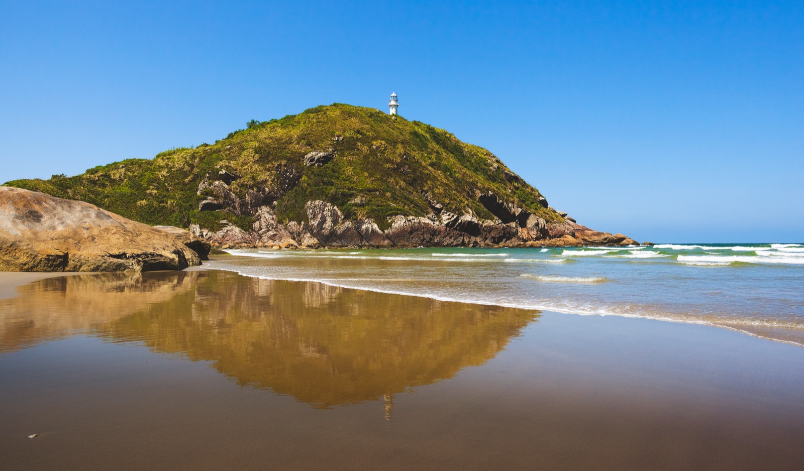 Parques estaduais do litoral do Paraná: guia de visita com foco em preservação