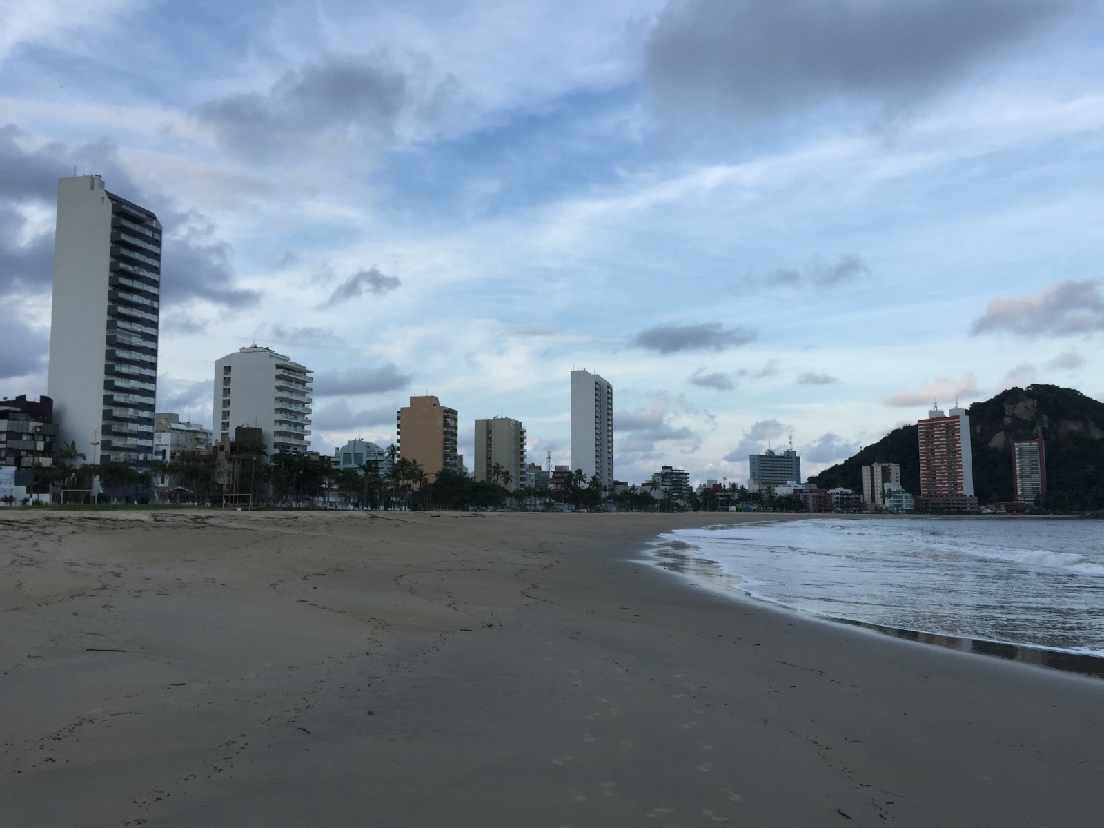 Aluguel de temporada em Caiobá: custos e regras que mais geram dúvidas